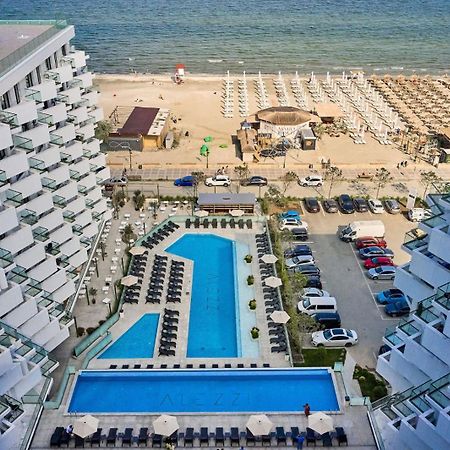 Retro Apartment In Infinity Beach Resort Mamaia Buitenkant foto