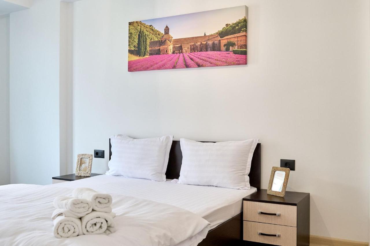 Retro Apartment In Infinity Beach Resort Mamaia Buitenkant foto