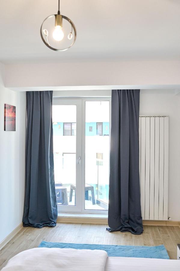 Retro Apartment In Infinity Beach Resort Mamaia Buitenkant foto